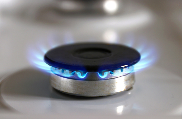 Descobri como fazer o gás durar mais no inverno sem abrir mão de uma comida quentinha