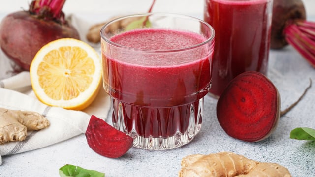 Quais são as propriedades curativas do suco de beterraba com limão e gengibre