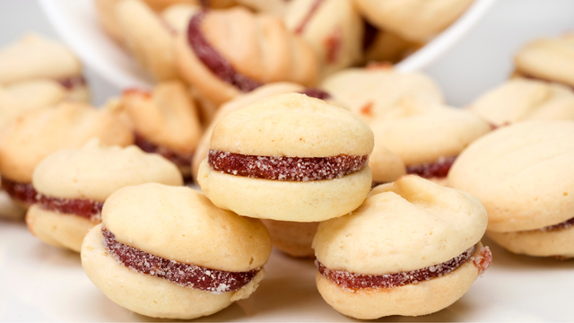 Biscoito amanteigado com goiabada é a receita que faz sucesso nos meus lanches da tarde
