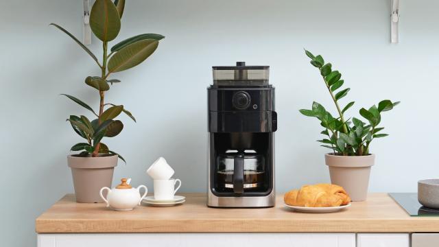 Hora do café: 3 itens para aprimorar o seu cantinho do café em casa