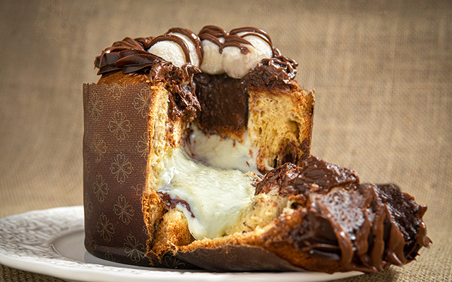 Nem passas, nem chocolate: neste Natal vou fazer um panetone de chocolate de Ninho com Nutella que quase transborda de tanto recheio