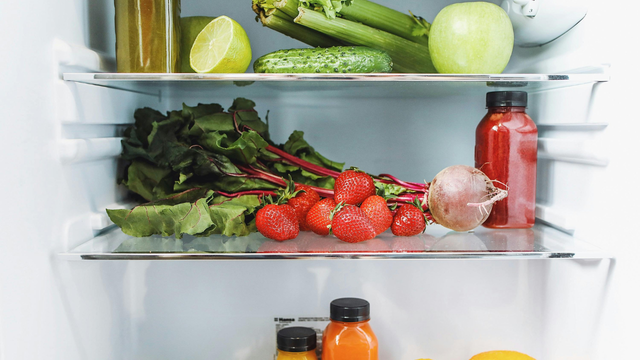 Nem todas frutas devem ficar na geladeira. (Créditos: Canva)