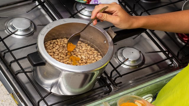 Acabou a preocupação com os gases do feijão: pesquisadores brasileiros mudam o consumo com técnica inovadora