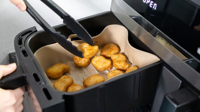 Aprendi a fazer essas 7 receitas saudáveis na air fryer e nunca mais saí da dieta