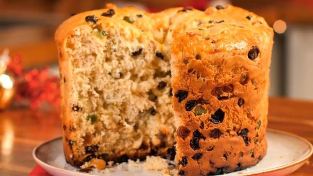 Faço essa receita de panetone no liquidificador todo Natal e é a parte mais fácil da ceia!