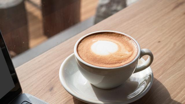 A cafeteira Expresso Lov da Três Corações é a pedida ideal para quem busca por praticidade