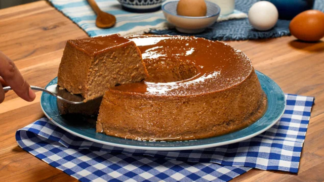 Uma colherada e você entende o sucesso dessa receita: pudim de café do TudoGostoso