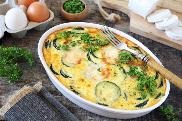 O jantar fácil de abobrinha que leva cinco minutos para ficar pronto e o resultado é delicioso