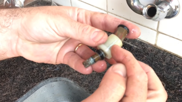 Retire essa peça por completo. (Créditos: 123 Fernando - Testes, Consertos e Criações)