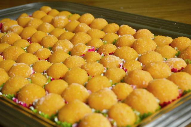 Brigadeiro de curau é o doce não pode faltar na sua Festa Junina! Veja a receita FÁCIL e MUITO GOSTOSA!