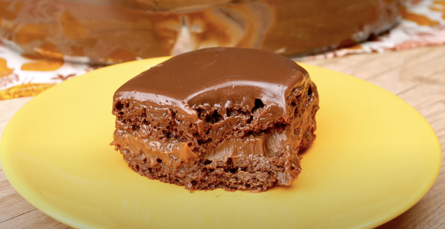 Pão de mel na travessa que dá para todo mundo comer: receita da minha tia é sensacional e muito fácil de fazer