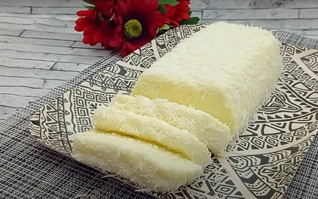 Sobremesa de domingo: cremosão de coco é a sobremesa mais fácil e deliciosa que você vai fazer para sua família, derrete na boca
