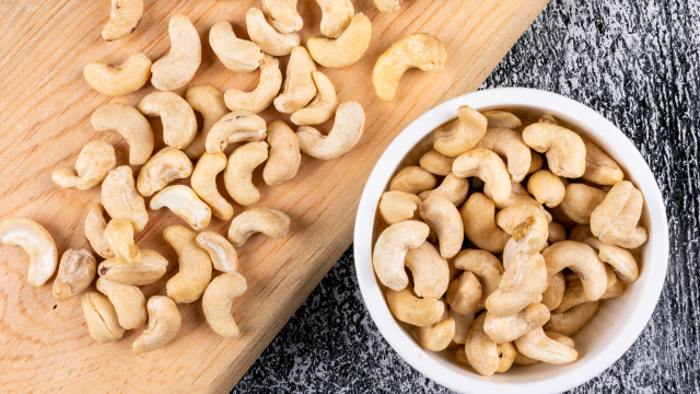 A verdade sobre o caju que vai te surpreender: chamamos de noz, mas é algo realmente 'inusitado'