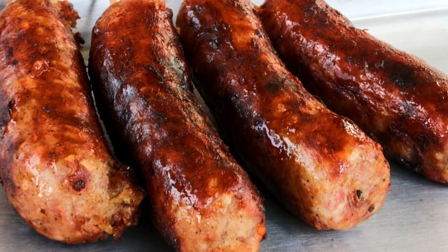 Adeus linguiça feita no óleo: aprendi no TudoGostoso a substituir por um ingrediente melhor e agora só faço assim