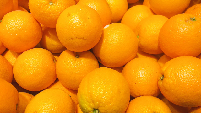 Nem direto na geladeira, nem na tigela: o melhor lugar para guardar laranjas