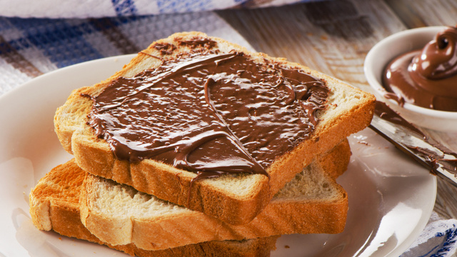 Com 47 calorias por colher, esse creme de cacau é o substituto da Nutella que você vai querer comer todo dia