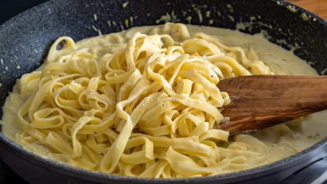 Essa receita fica uma delícia e você pode variar os temperos sempre que quiser (Créditos: Shutterstock)