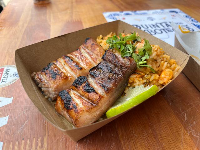 Pirarucu com arroz paraense do Pescados na Brasa. (Foto: Jéssica Antunes / TudoGostoso)