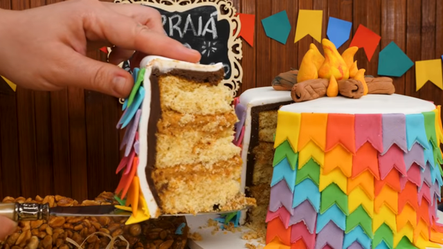 Bolo de Festa Junina fácil do TudoGostoso: receita chama atenção por ser bonita, gostosa e ótima para vender