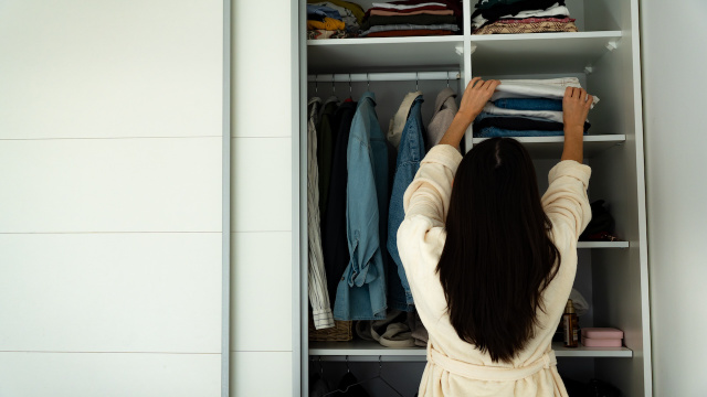 Limpa de fim de ano no guarda-roupas: aqui estão as dicas que você precisa seguir para não se arrepender depois