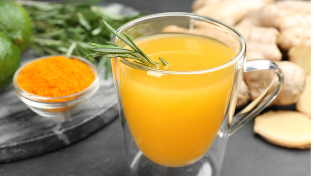 Suco amarelo da juventude: receita deliciosa da bebida antioxidante é fácil de fazer e que ainda deixa a pele linda!
