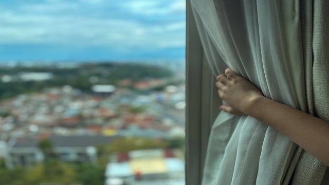 Praticidade e elegância na composição do quarto para garantir noites de sono mais tranquilas e proteção térmica ideal. (Foto: Shutterstock)