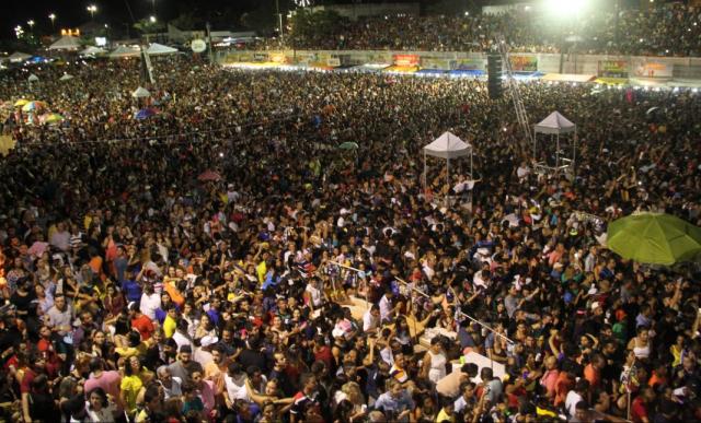 Festa de Bom Jesus dos Navegantes costuma atrair milhares de participantes todos os anos, em janeiro. (Foto: Divulgação)
 