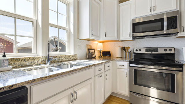 Esse eletrodoméstico é o motivo de muitas contas de luz virem estourando de tão alta: ele equivale a 65 geladeiras ligadas juntas!