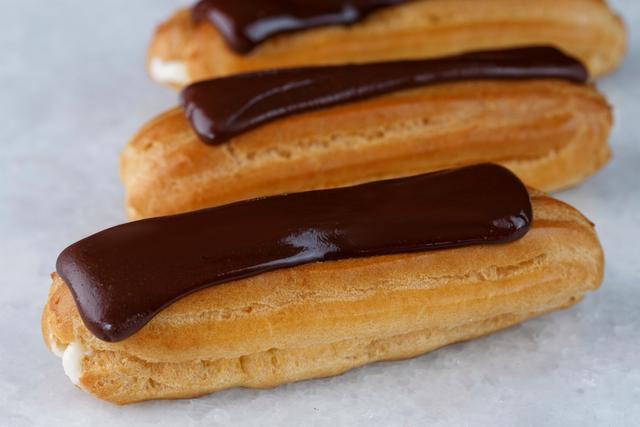 Da França para sua mesa: como fazer receita de minibomba com recheio de creme que é uma explosão de sabor
