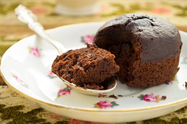 Este ingrediente secreto permitirá que você faça fondant de chocolate sem manteiga!