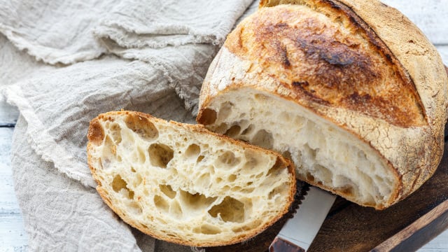 Nem geladeira, nem saco plástico: aprendi como conservar pão de fermentação natural sem perder sabor ou textura
