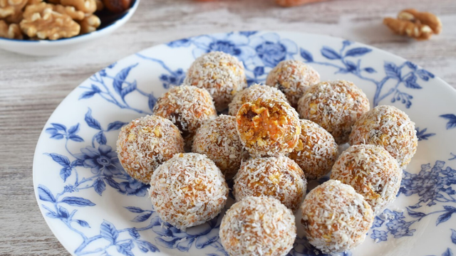 Esta é a receita saudável que faço quando quero um doce: sem farinha, sem manteiga, sem adição de açúcar e sem forno