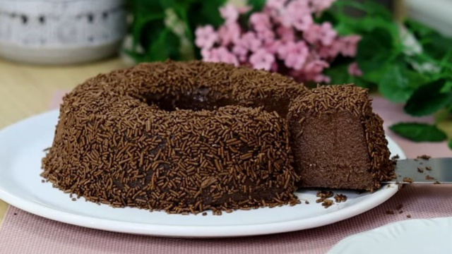 Segredo revelado: como fazer o brigadeirão irresistível da minha avó com um truque simples