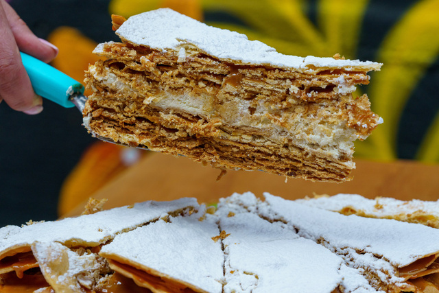 Mil-folhas é receita de rico com séculos de história e o segredo da massa perfeita está em apenas um ingrediente