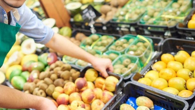 4 alimentos que os funcionários do supermercado se recusam a comprar para si mesmos, revelando a verdade que os clientes podem não saber!