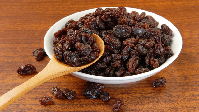 Nem todo mundo sabe, mas existe um motivo para chamarmos uvas secas de uvas-passas