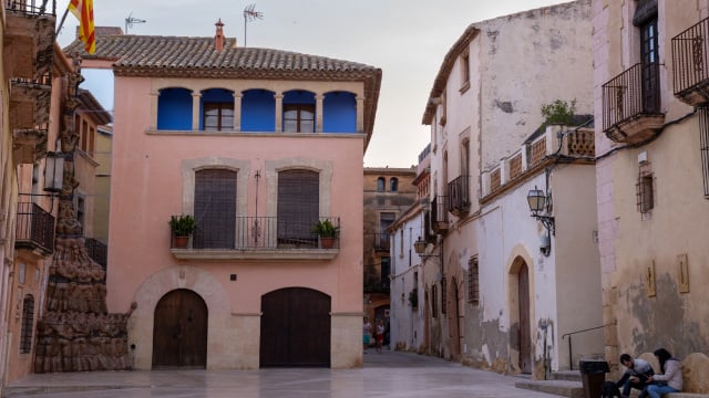 Essa cidade com vestígios do passado é cheia de pontos turísticos (Créditos: Shutterstock)