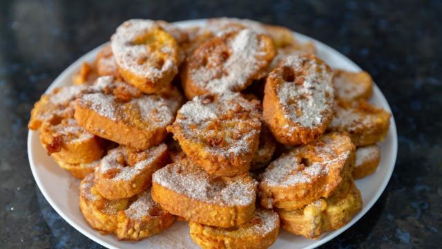 Como guardar a rabanada para que o prato de Natal dure até 2 meses sem estragar (e como aquecer para ficar fresquinha de novo!)