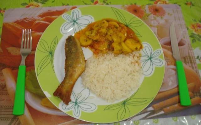 A moqueca de banana é a clássica opção vegana (Créditos: TudoGostoso/Cristina Matos)