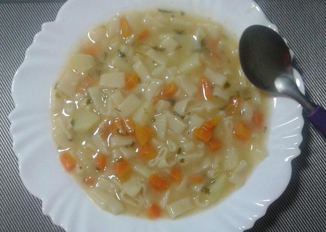 Experimente a deliciosa sopa de legumes com macarrão (Créditos: TudoGostoso)