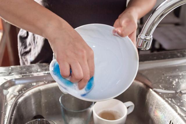 Essas são as melhores marcas de detergentes: desengordurantes potentes