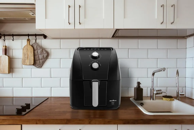 Air Fryer Britânia 5,5L pela metade do preço, o presente certo para o seu Natal!