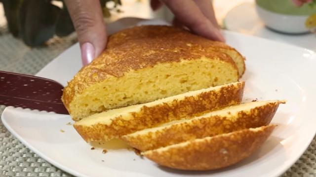 Pão fit de frigideira: aprendi com uma amiga e virou meu café da manhã favorito