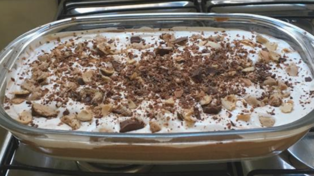 Essa torta de bombom é um delícia e é fácil de ser feita! (Créditos: TudoGostoso/Verônica Macedo)