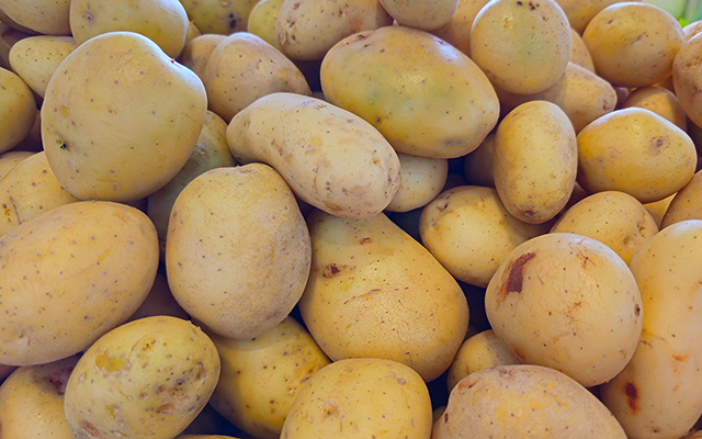 Bye-bye batata frita: estudo mostra qual é o melhor jeito de comer batata (e o que pode acontecer se comer do pior!)