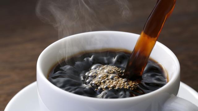 Como fazer café sem uma cafeteira, mas igualmente delicioso: aqui estão as melhores técnicas, é fácil e rápido