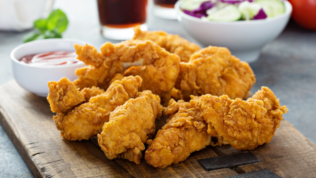 Não dá para parar de comer! (Créditos: Shutterstock)
