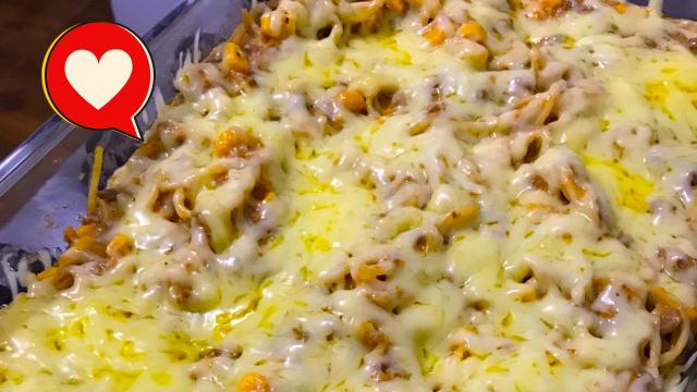 Essa macarronada suculenta é a receita de almoço de domingo favorita da minha família