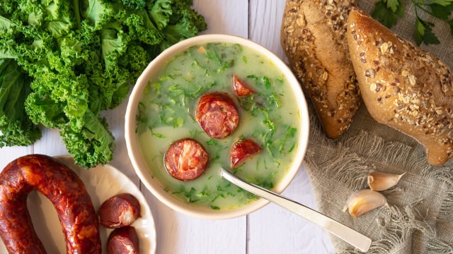 Chega de caldo verde aguado e sem graça: as melhores dicas do TudoGostoso para a receita ficar cremosa e nutritiva