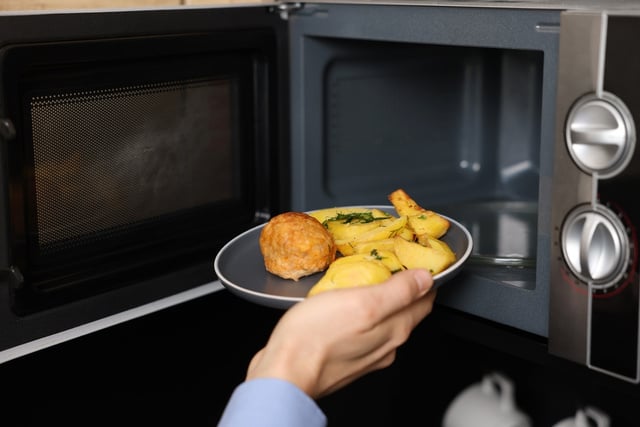 Batata, frango e ovos estão entre os alimentos que pedem mais atenção. (créditos: Shutterstock)